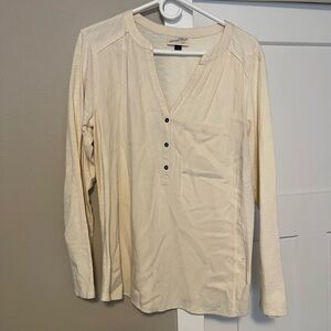 Universal Thread Cream Long Sleeve Tee Relaxed Fit